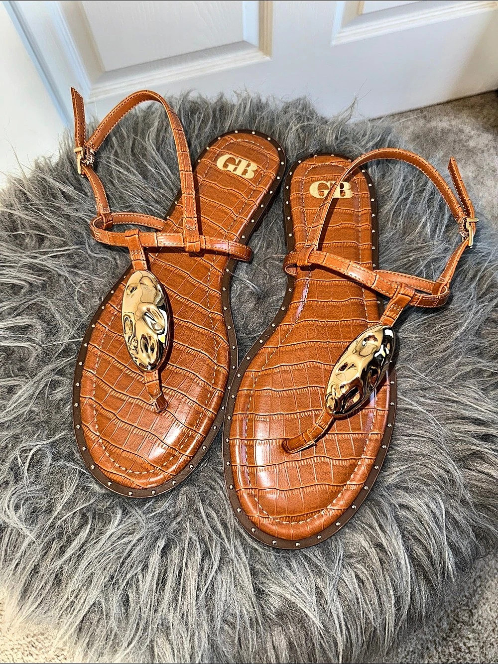 Gianni Bini GB Brown Croc Embossed Gold Hardware Sandals Size 9.5